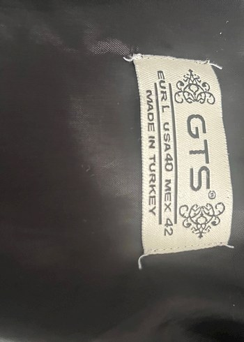 Siyah Kadın Kapüşonlu Kısa Mont - Görsel 2