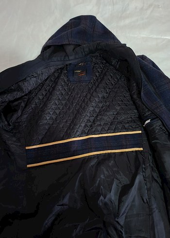 Kapüşonlu Düğmeli Erkek Midi Kaban - Görsel 5