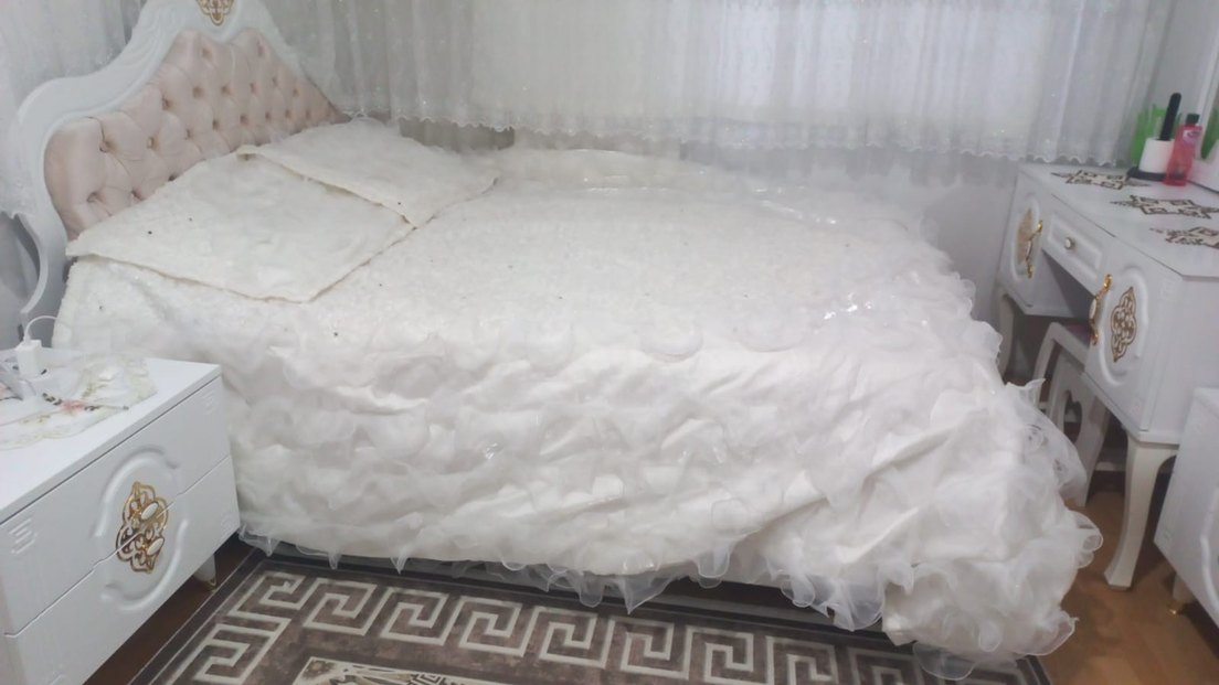 Beyaz Düz Yatak Örtüsü takımı - Görsel 2