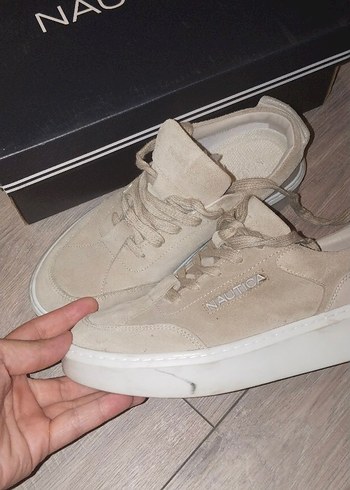 Nautica Bej Suet Sneaker