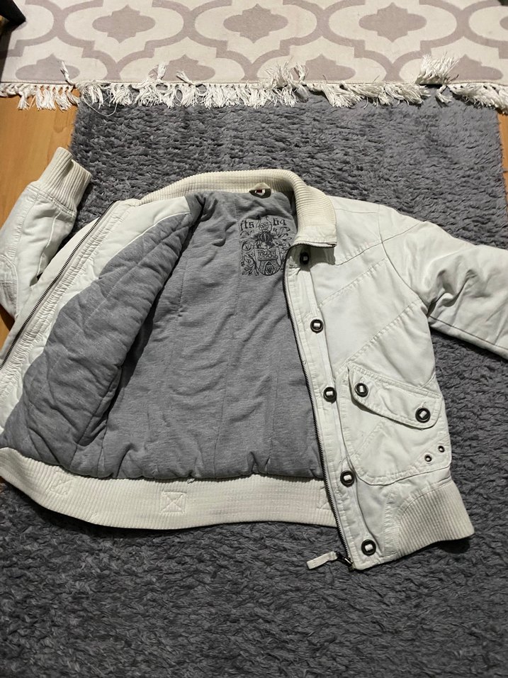 Düğmeli Beyaz Kadın Ceket - Görsel 4