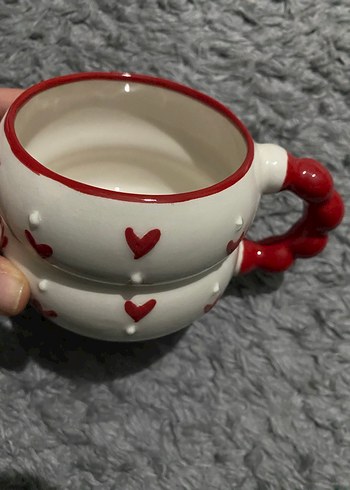 Kırmızı Kalp Desenli Beyaz Seramik Kupa - Görsel 4