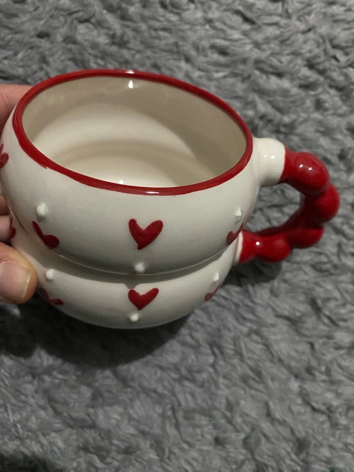 Kırmızı Kalp Desenli Beyaz Seramik Kupa - Görsel 4