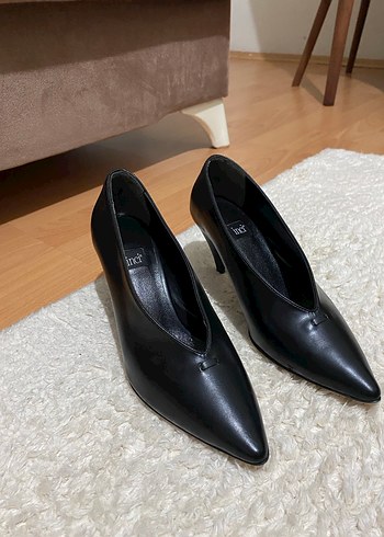 36NUMARA İNCİ TOPUKLU AYAKKABI - Görsel 2