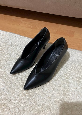 36NUMARA İNCİ TOPUKLU AYAKKABI - Görsel 5