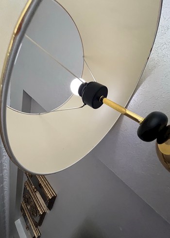 Beden altın Renk Altın Renkli Ayaklı Lamba