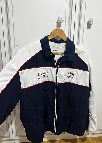 Beyaz lacivert Fermuarlı sportif görünümlü yağmurluk - Görsel 2