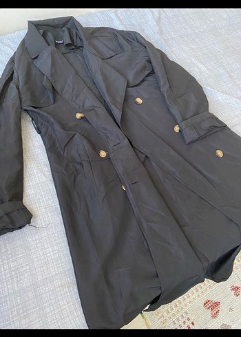 Siyah Uzun Düğmeli Kadın Trençkot - Görsel 4