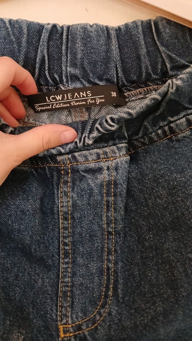 Kadın Lacivert Midi Boy Rahat Kesim Kot Pantolon - Görsel 2