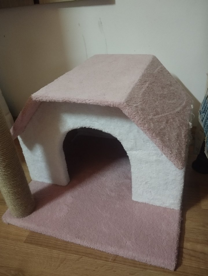 Pastel Pembe Kedi Tırmalama ve Dinlenme Evi - Görsel 4