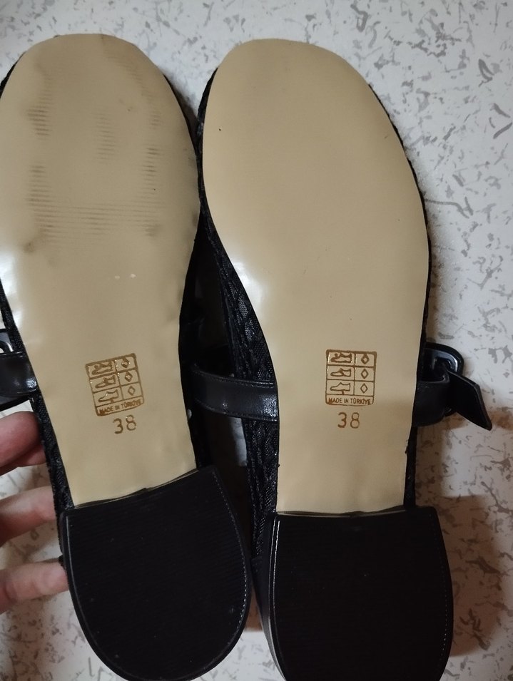 Kare Topuklu Siyah Yılan Desenli Tokalı Kadın Babet - Görsel 3