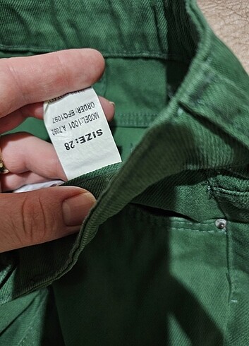 Zara Yeşil mom jean