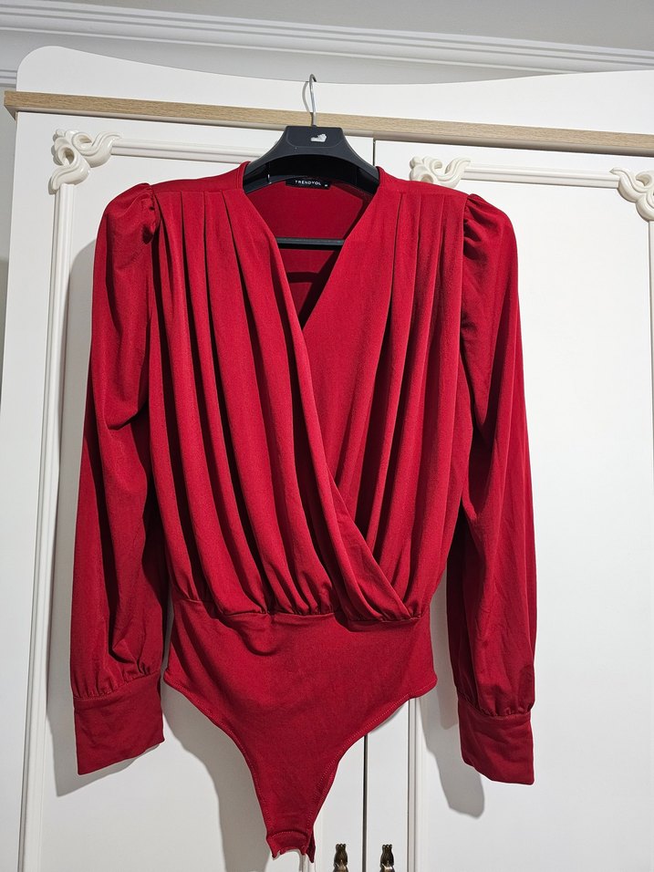 Bordo kruvaze yaka  cıtcıtlı Body - Görsel 2