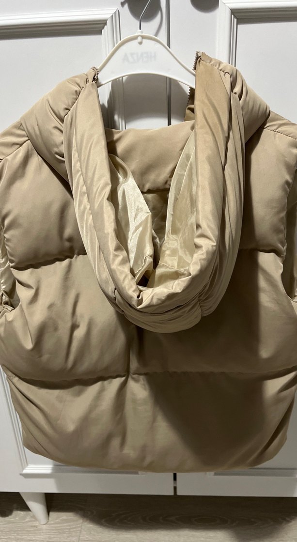 Bej Kapüşonlu Fermuarlı Kadın Yelek - Görsel 2