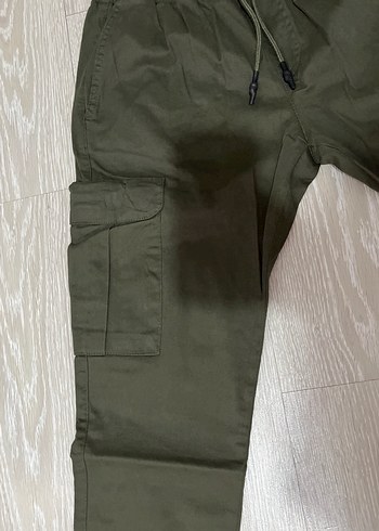 Asker yeşili kargocu pantolon yeni hiç giyilmedi 32 beden erkek - Görsel 2