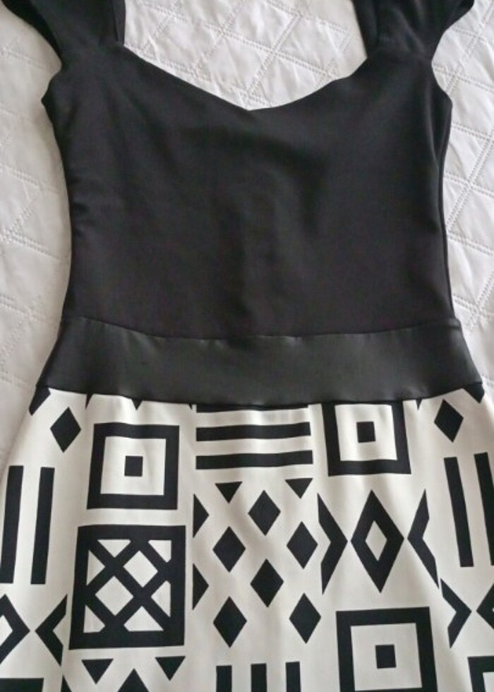 Kısa elbise - Görsel 2