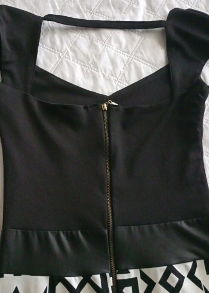 Kısa elbise - Görsel 3