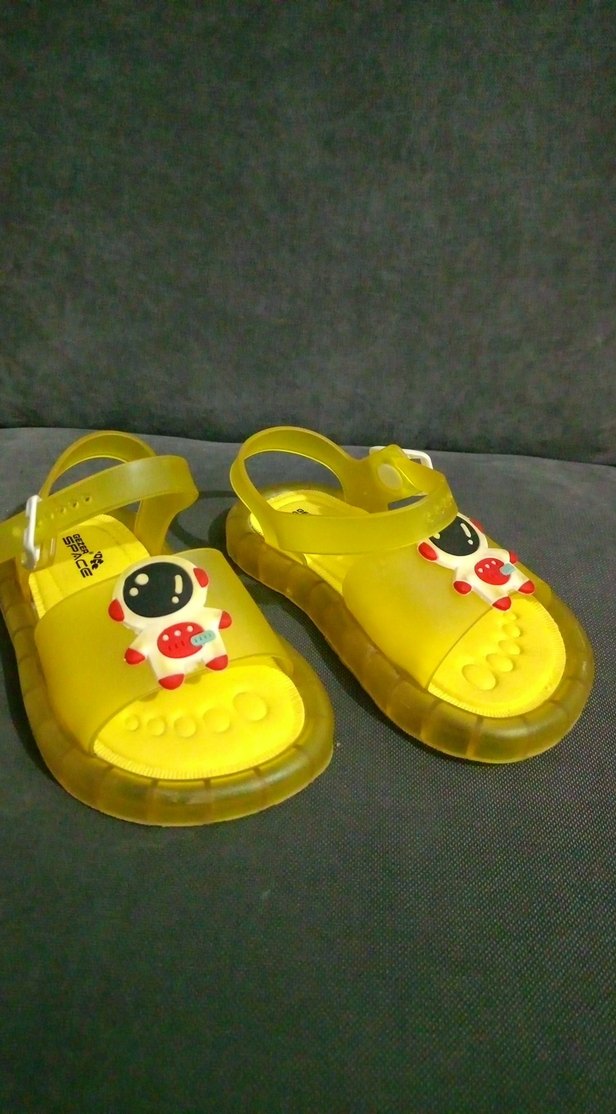 Sarı Baskılı Tokalı kız erkek Çocuk Sandalet - Görsel 3