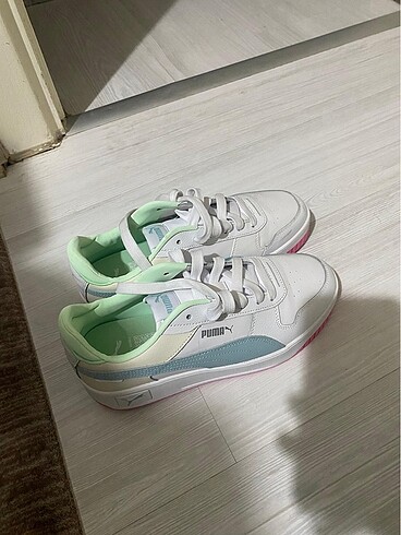 40 Beden puma spor ayakkabı
