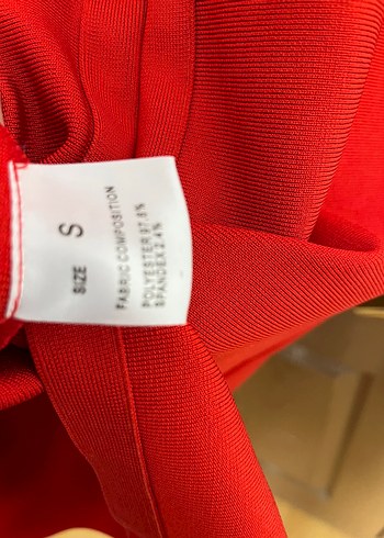 s Beden Kırmızı Yüksek Yakalı Kalem Elbise