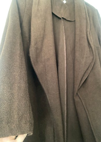 Düğmeli Kahverengi Yün Kaşe Kabanı - Görsel 2