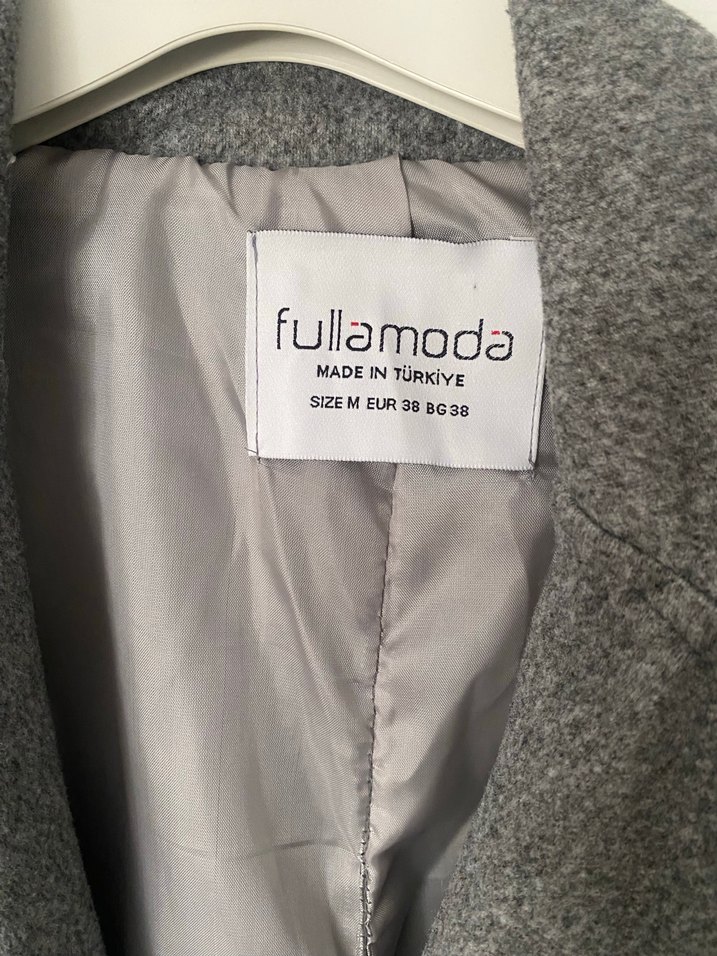 Gri Uzun Kadın Kaban - Görsel 4