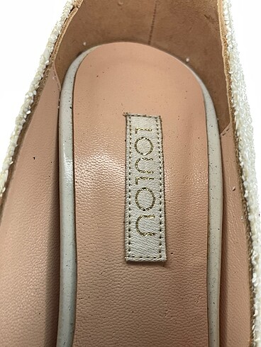 37 Beden beyaz Renk Vintage Love Platform %70 İndirimli.