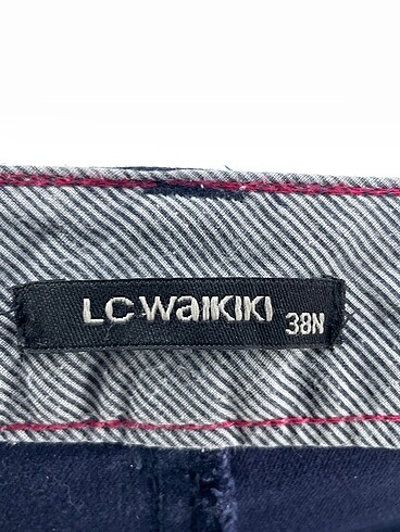38 Beden lacivert Renk LC Waikiki Düz Kesim %70 İndirimli.