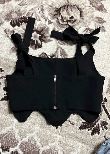 Siyah Fırfırlı Straplez Bustiyer - Görsel 2