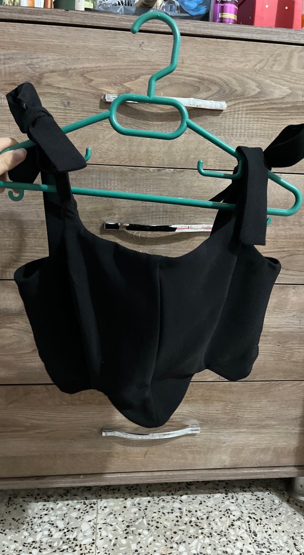 Siyah Fırfırlı Straplez Bustiyer - Görsel 3