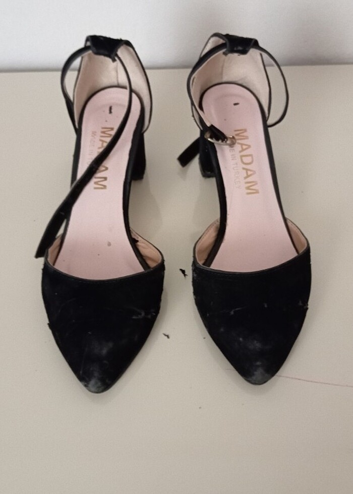 Siyah topuklu ayakkabı  - Görsel 3