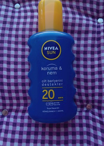 Nivea Sun Koruma & Nem SPF 20 Güneş Spreyi 200ml