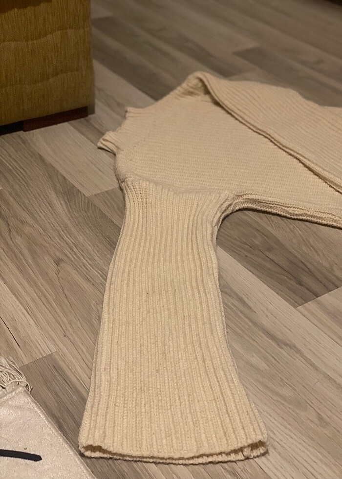 Beyaz kazak - Görsel 2