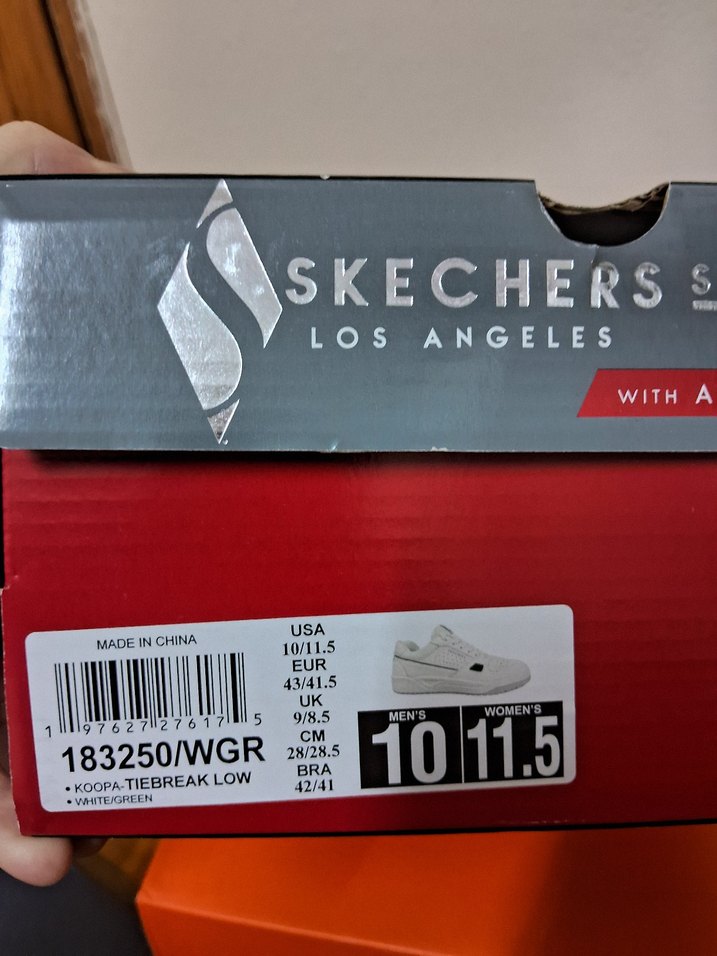 Skechers Beyaz Spor Ayakkabı sıfır kutulu faturalı orjinal - Görsel 2