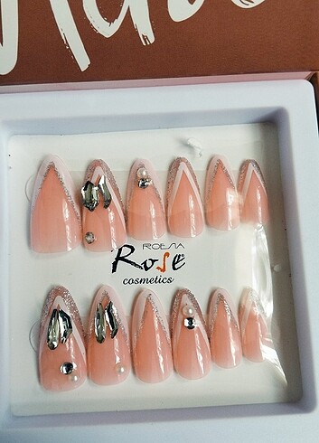 Taşlı Takma Tırnak - Görsel 3