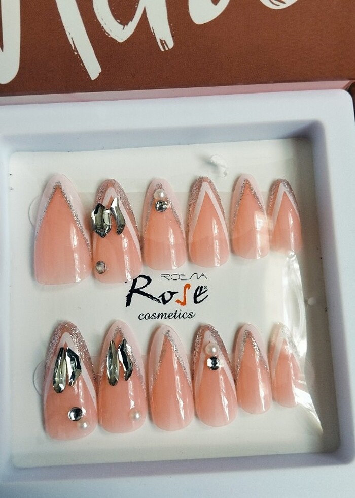 Taşlı Takma Tırnak  - Görsel 3