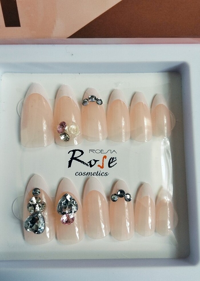 Taşlı Takma Tırnak  - Görsel 4