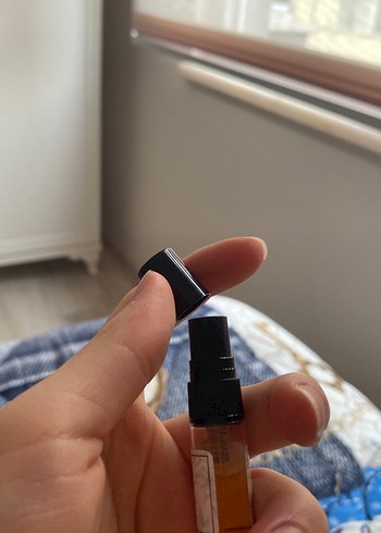 Kadın Parfümü Mini Sprey Şişe - Görsel 3