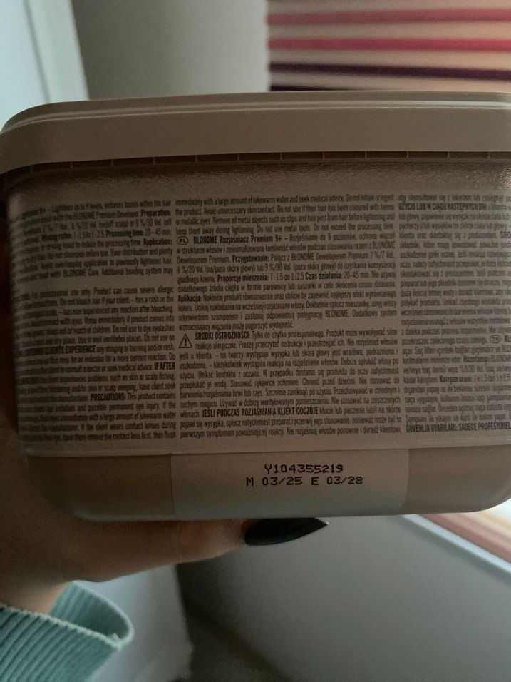 BlondMe Premium Lightener 9+ Saç Açıcı - Görsel 3