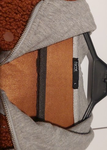 Kahverengi Kapüşonlu Yumuşak Midi Mont - Görsel 7