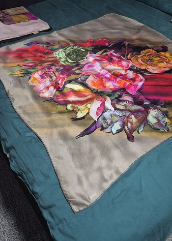 Çiçek Desenli armine eşarp - Görsel 3