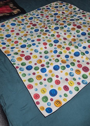 Düğme Desenli Armine eşarp - Görsel 2