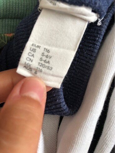 5 Yaş Beden çeşitli Renk 2 HM,1 Civil,1LCW eşofman
