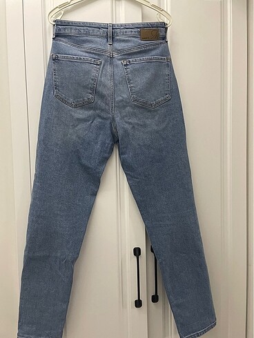 26 Beden Mavi jean