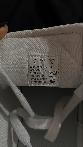 37 Beden Kadın spor ayakkabı Lacoste