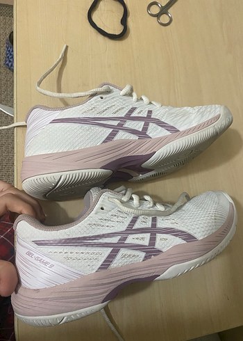 Beyaz Asics Kadın Spor Ayakkabısı