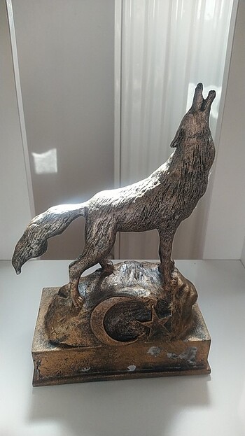 Uluyan kurt biblosu- bozkurt ( ay-yıldız detaylı) bronz