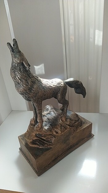 Beden gri Renk Uluyan kurt biblosu- bozkurt ( ay-yıldız detaylı) bronz