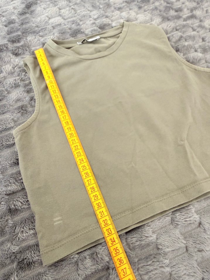 Haki yeşili üste oturan crop - Görsel 2