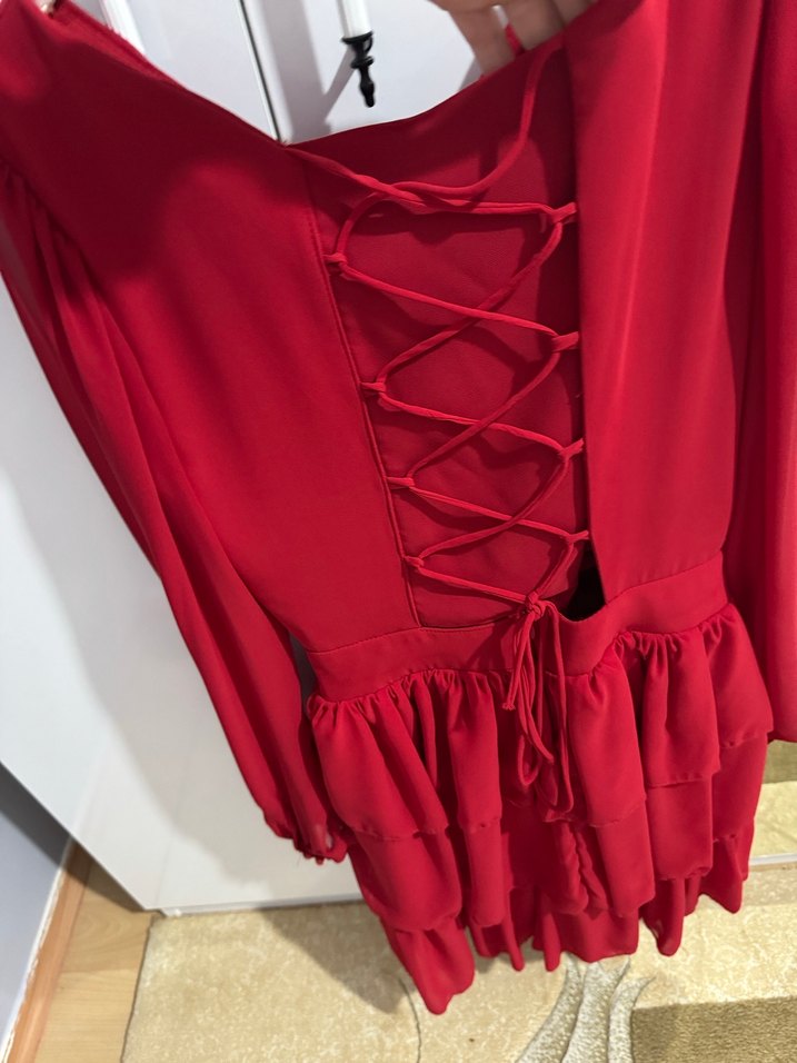 Kırmızı V Yaka Mini Volanlı Elbise - Görsel 2